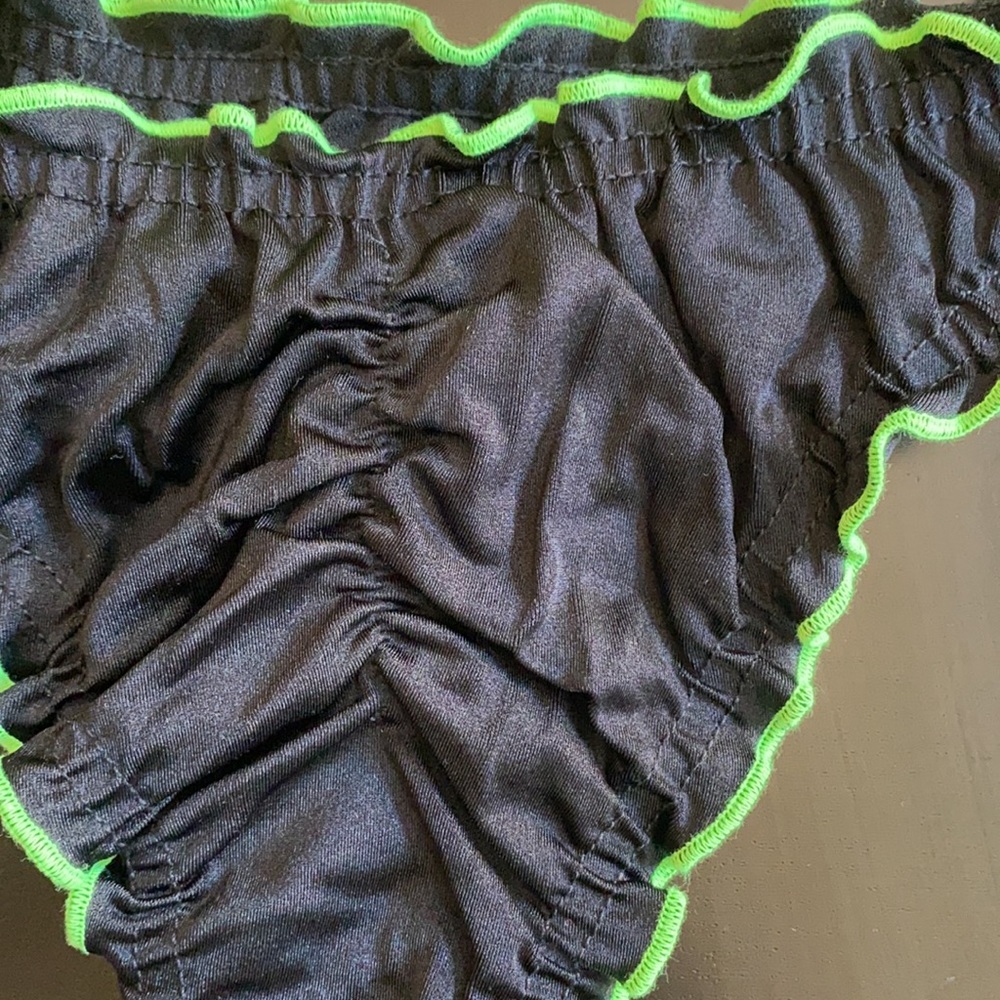 Black Ruffle Bikini - Picture 3 of 4